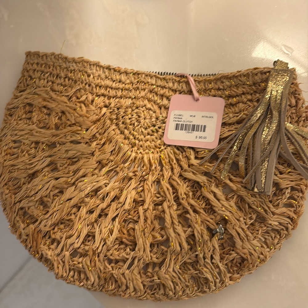 NWT Calypso clutch